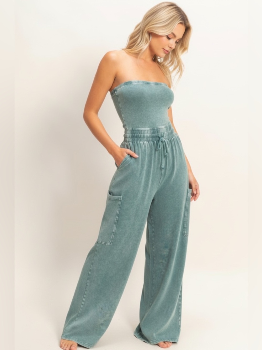 Strapless Wide Leg Jumpsuit in Sage Green
Gorgeous NWT- smoke-free environment. - Picture 4 of 5